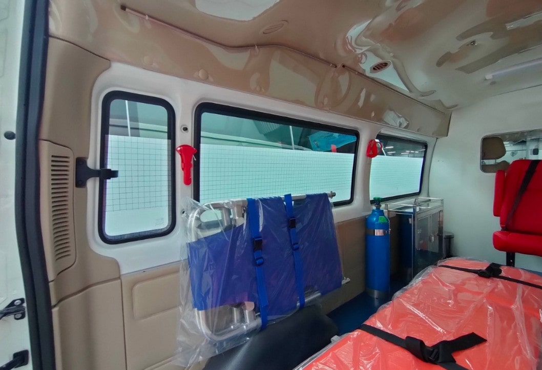 Ghế phụ linh hoạt phục vụ vận chuyển bệnh nhân, Xe cứu thương Ford Transit