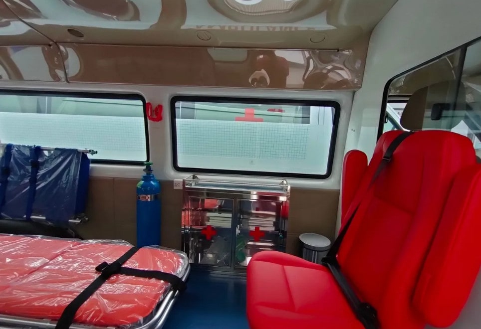 Thùng đồ tủ thuốc chuyên dụng Inox cao cấp dễ vệ sinh ford cứu thương transit