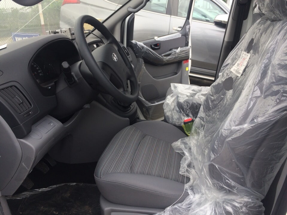 Nội thất Hyundai Starex cứu thương 2022, Giá xe ô tô cứu thương Starex